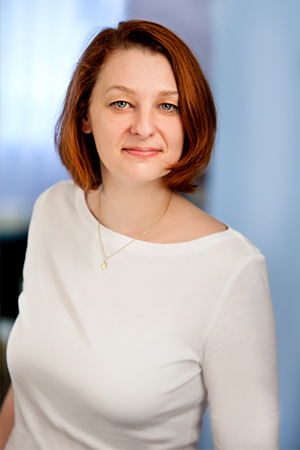 Dr. Sabina Hauer